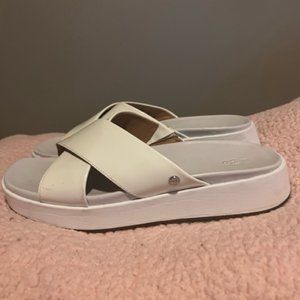 UGG EMILY SLIDE SANDAL
